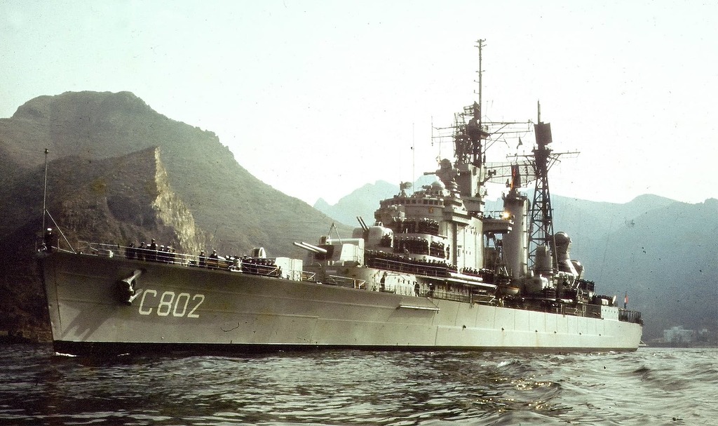 MACPHEE トゥモローランドBEAMS　SHIPS De Zeven Provinciën-class light cruiser, HNLMS De Zeven