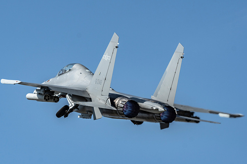 J-16_Авиадартс2021