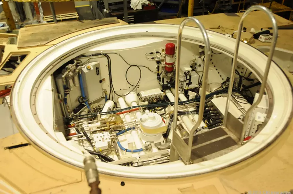 Systems_inside_hull_1