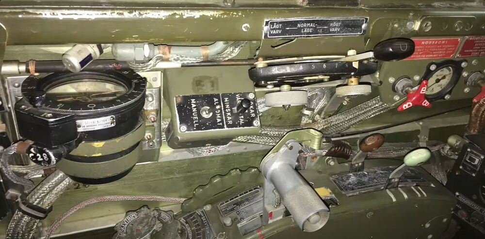 A21A-3 engine controls