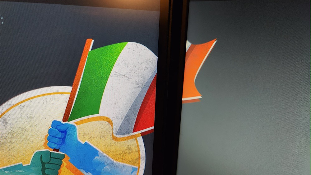 Photo of flag to show colors.