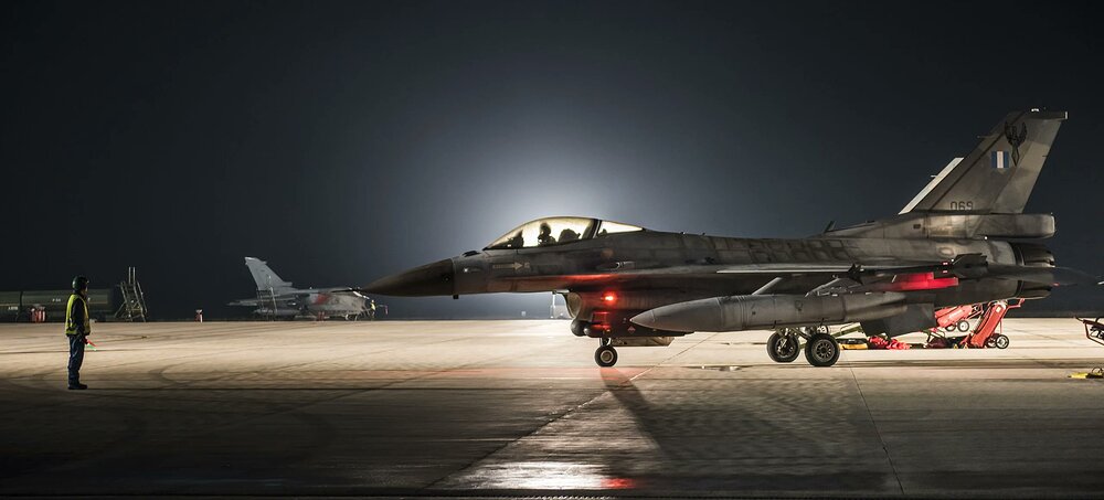 f-16_fighting_falcon_43