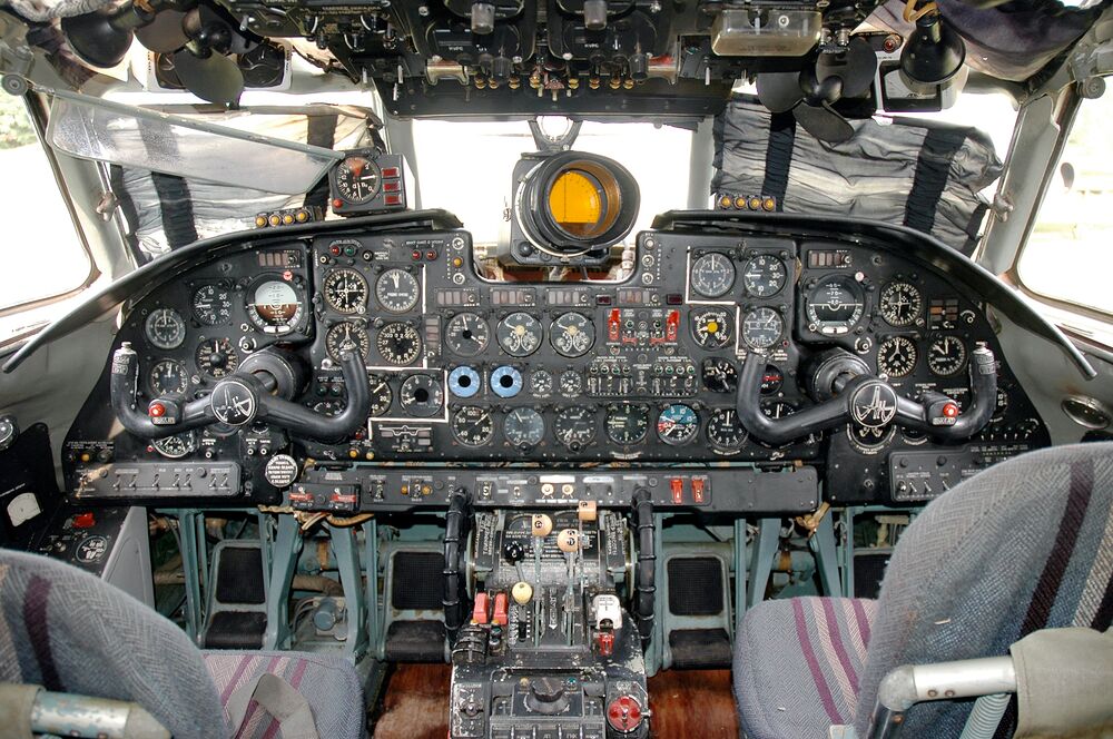 An-26_Szolnok_2010_1