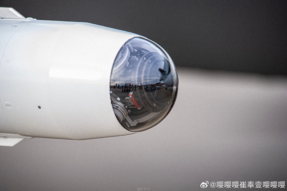 img-1759482922737ccb74579e0a09d28e29eea5810438be00dcbf859ad10157bdfeef2aa5cb854e5