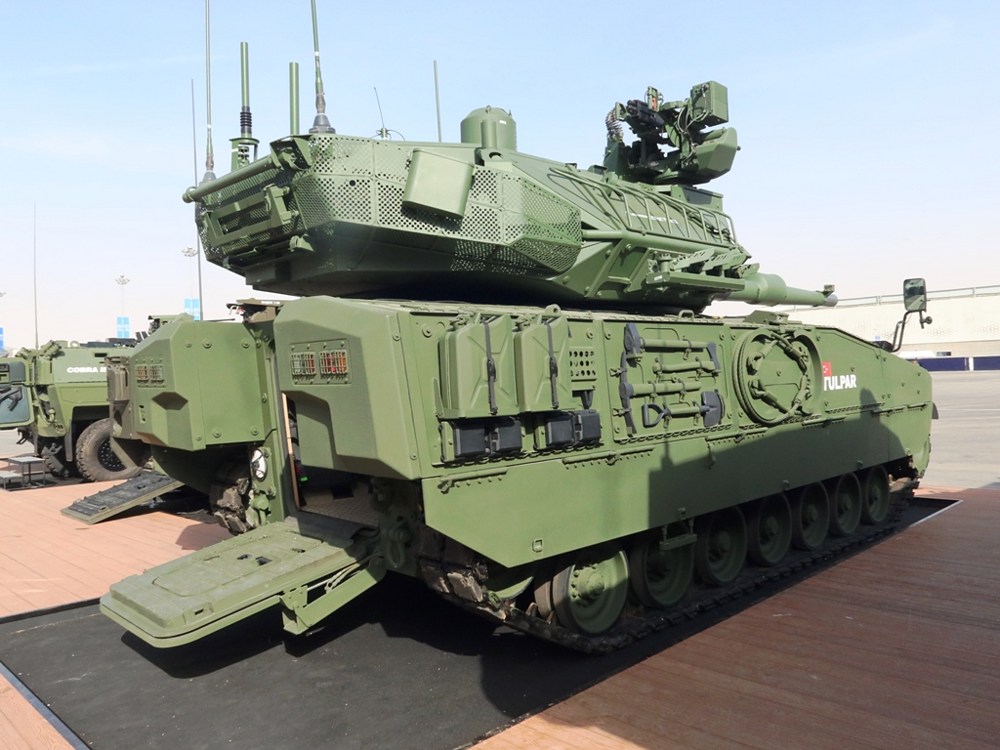 imgi_194_WDS24-Otokar-Leonardo-Tulpar-Light-Tank_02