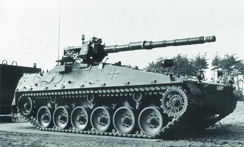 Bild-12_VTS1_bei-Schießversuchen-e1598613562573