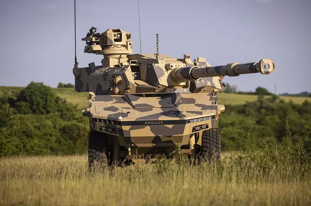 official-pictures-of-the-new-arquus-fenris-vehicle-with-v0-zfdd8yn9xl7h1