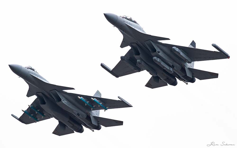 chinese-navy-j15t-j15dh-4096x2560-v0-e4bxqsu3239f1