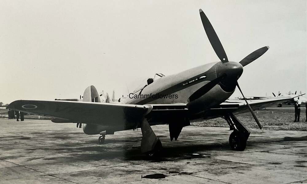 Hawker Fury I VP207 2
