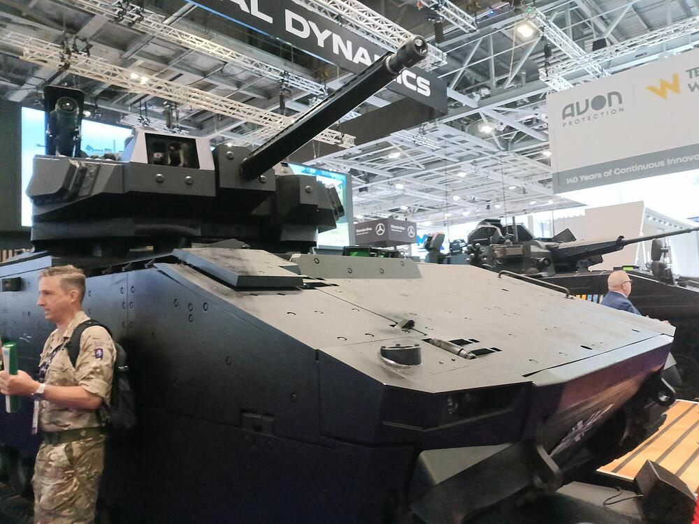 17614783866803205883224151355328