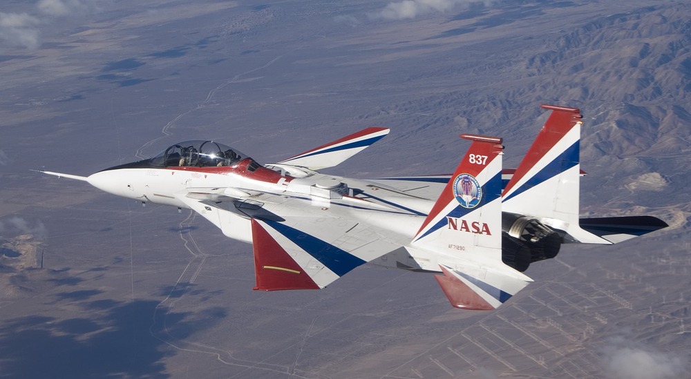 NASA NF-15B 837 ECANS