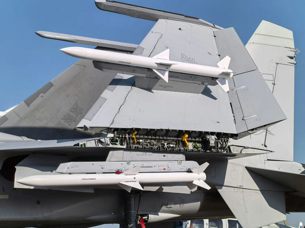 641d325900caa3a9c157a3dd5d0e54c78ec265e6b7d8229d54737e89cb5532fb.0