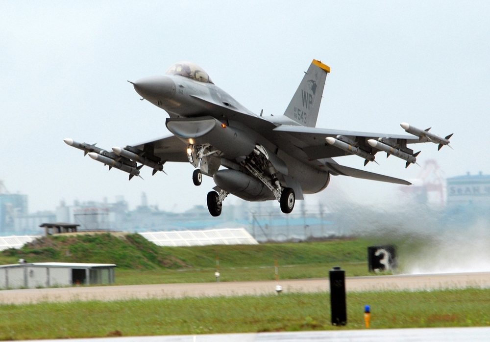 f_16_loadout2_646
