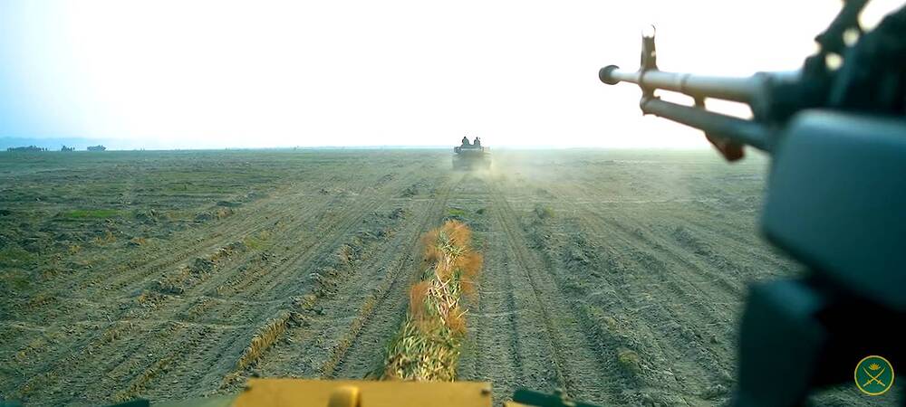 Screenshot_20251010-215458_YouTube