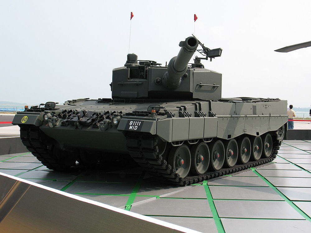 Singaporean Leopard 2A4 in 2008