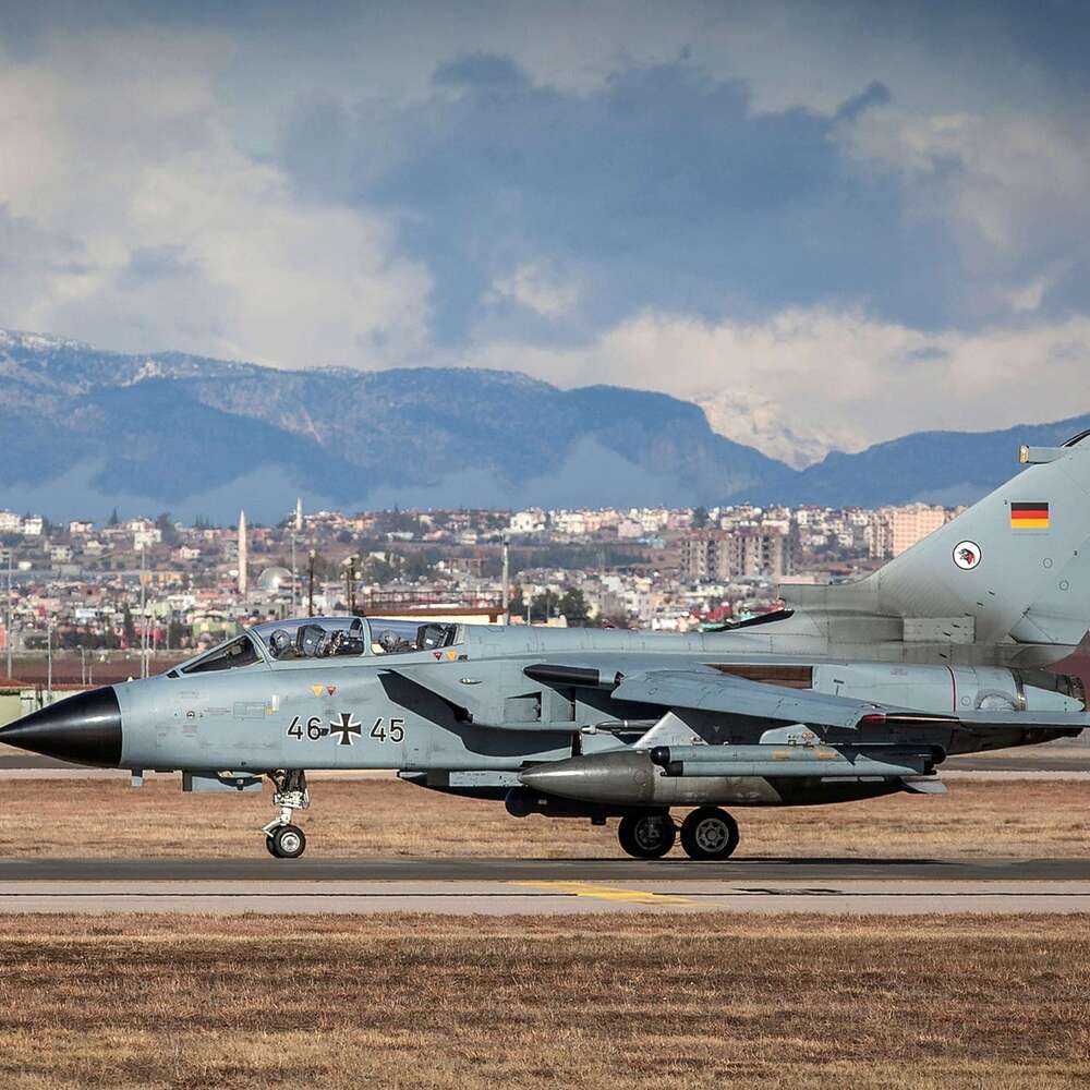 4385157-212679549-tornado-bundeswehr-tuerkei-syrien-dpa-Wec