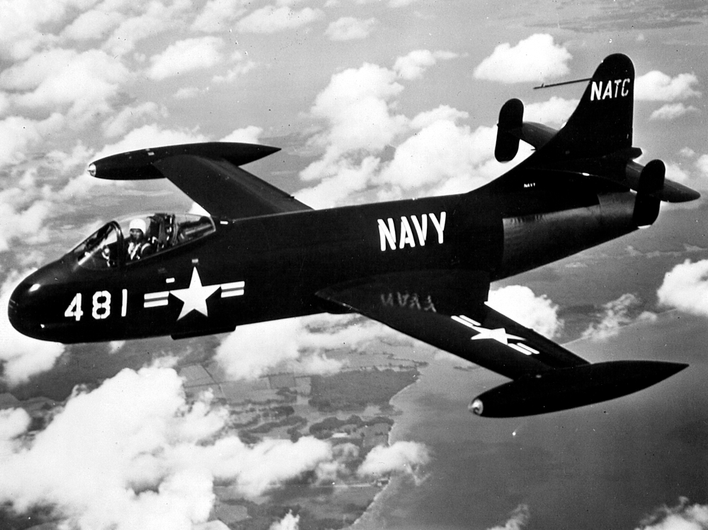F6U-1_Pirate_NATC_in_flight