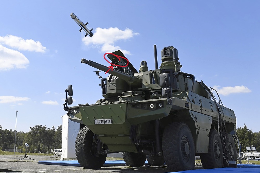 EBRC-Jaguar-firing-MMP-AKERON-MP