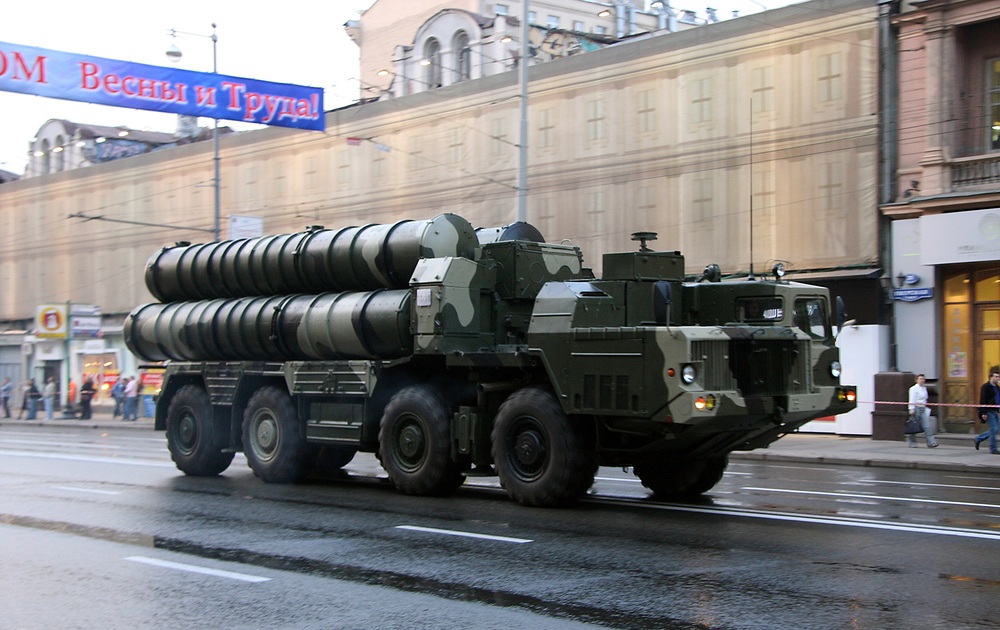 S-300_-2009_Moscow_Victory_Day_Parade(2)