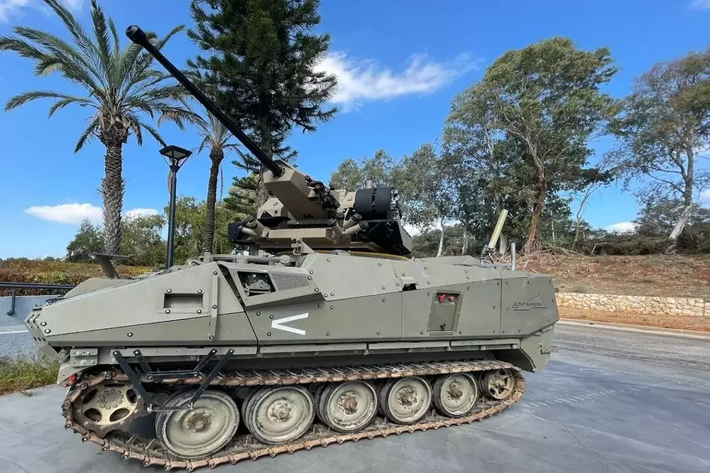 upgraded-m113-vehicle-with-a-2mk30ut-30mm-turret-by-elbit-v0-9yv5cjwgbvrf1.jpg
