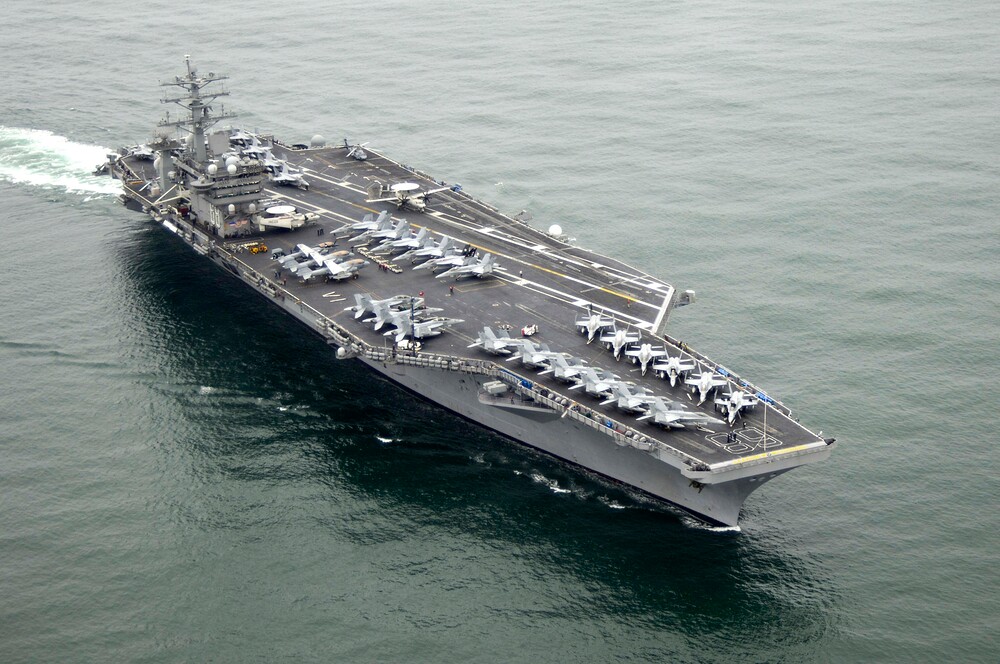 USS_Nimitz_(CVN-68)