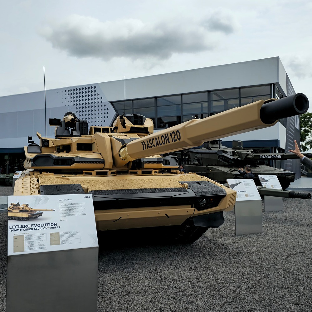 3840px-Leclerc_EVOlution