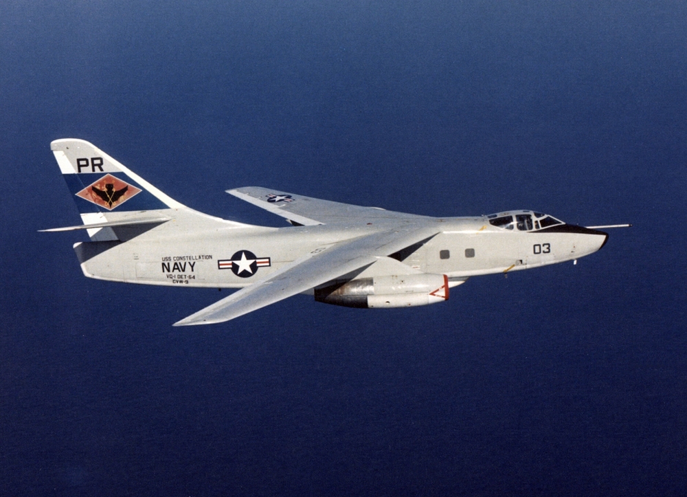 EA-3B_VQ-1_in_flight_South_China_Sea_1974