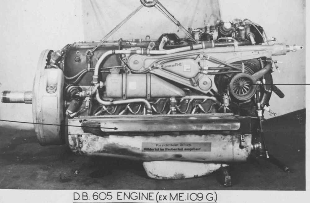 DB 605 engine