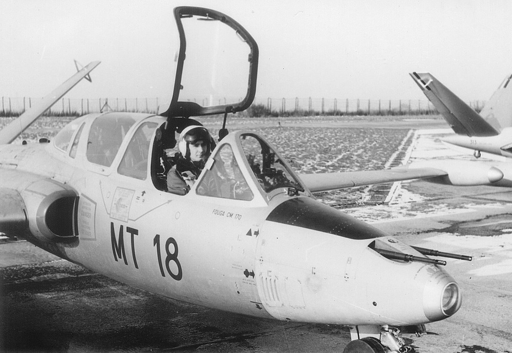 MT18_02_Armed