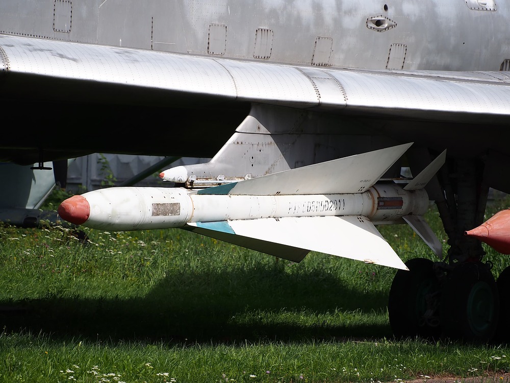 Tupolev_Tu-128_at_Central_Air_Force_Museum_Monino_pic2