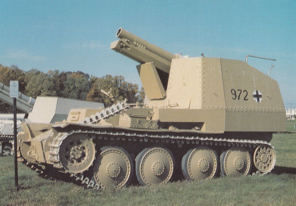 grille-cricket-15cm-self-propelled-german-ww2-tank-at-aberdeen-military-postcard-99625-p