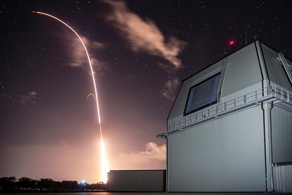 SM_3_Block_IIA_launched_from_the_Aegis_Ashore_Missile_Defense_Test_Complex_at_Hawaii