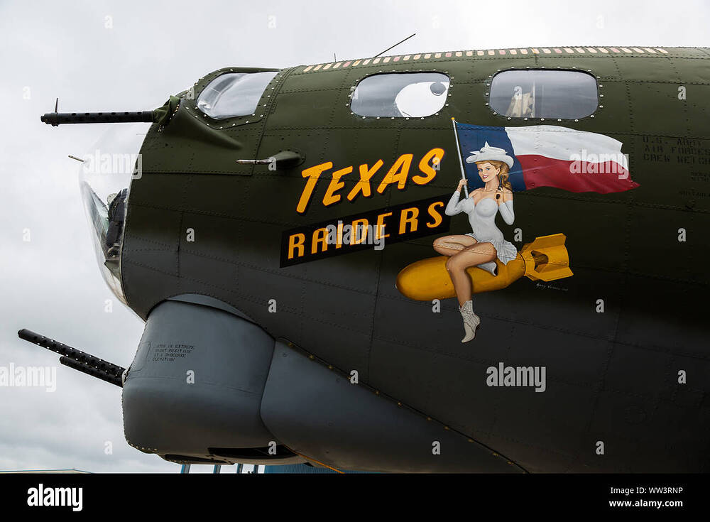 texas-raiders-is-an-authentically-restored-wwii-b-17g-flying-fortress-bomber-WW3RNP