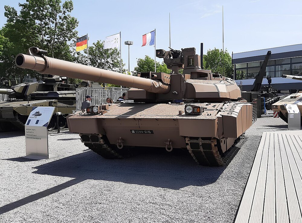Leclerc_XLR_exposé_à_l'Eurosatory_de_2022