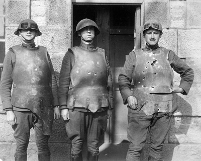 body-armor-tested-in-france-1918