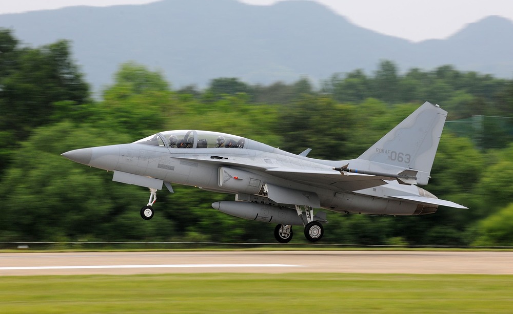 Light_Combat_FA-50_Fighting_Eagle (1)