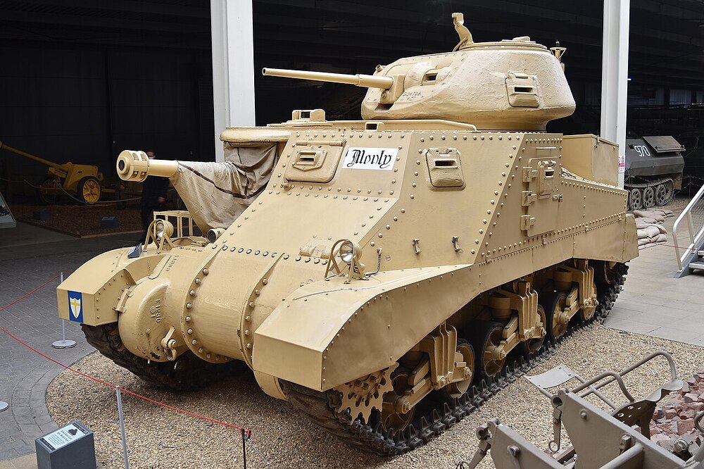 Grant_II_Command_tank_“Monty”_–IWM_Duxford(51295549779)