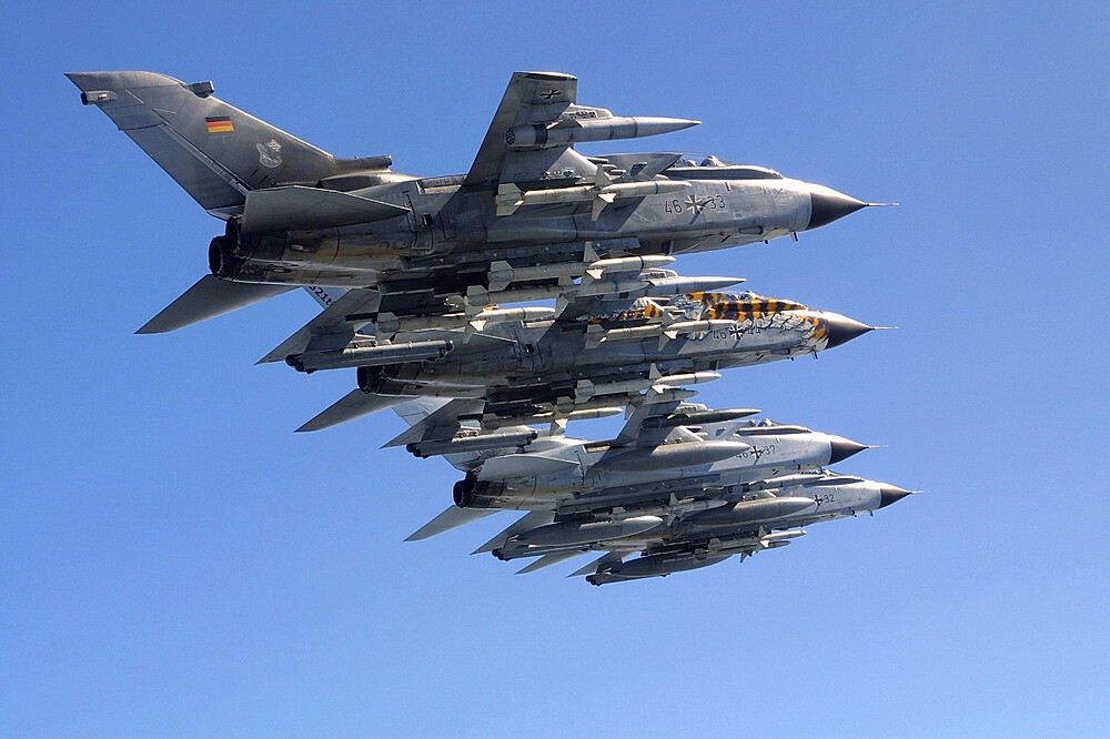 tornado-ecr-agm-88