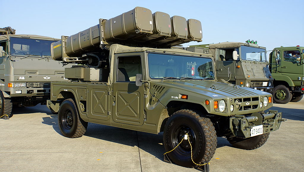 1024px-JASDF_Type_11_SAM28Launcher29_in_Hamamatsu_Air_Base_20140928