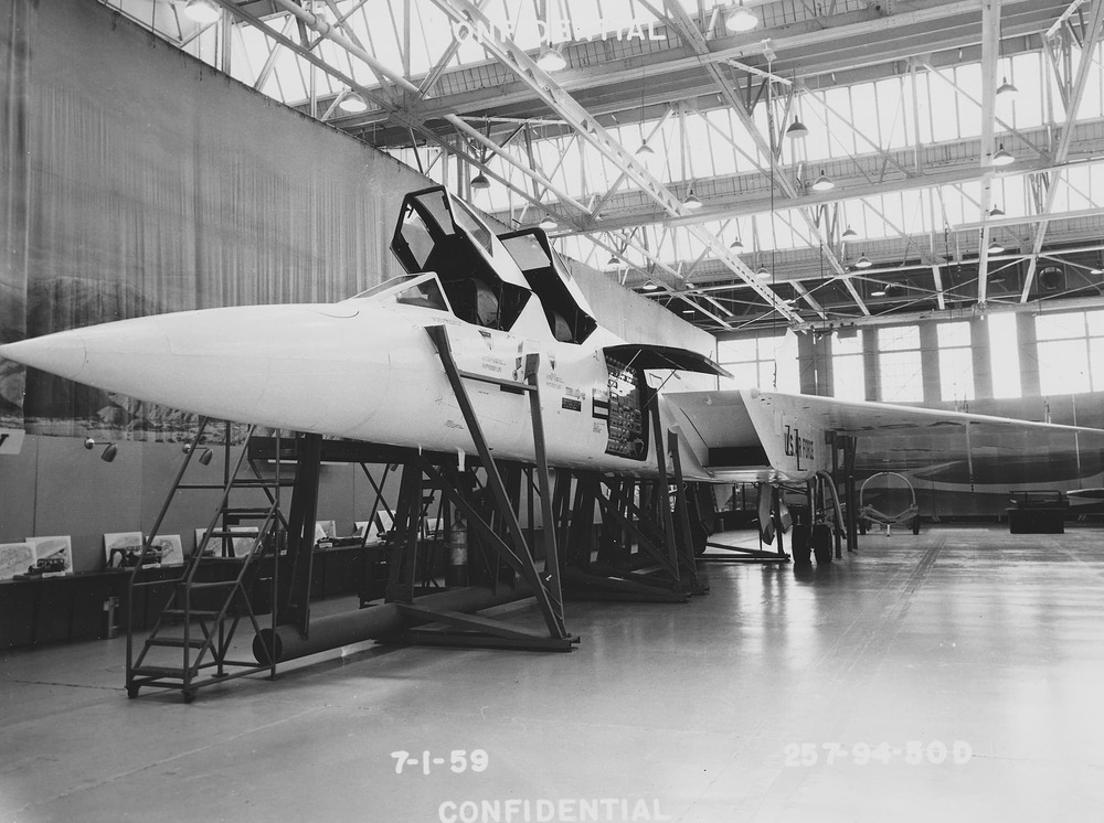 F-108_Mockup_Glamour_Shot_2