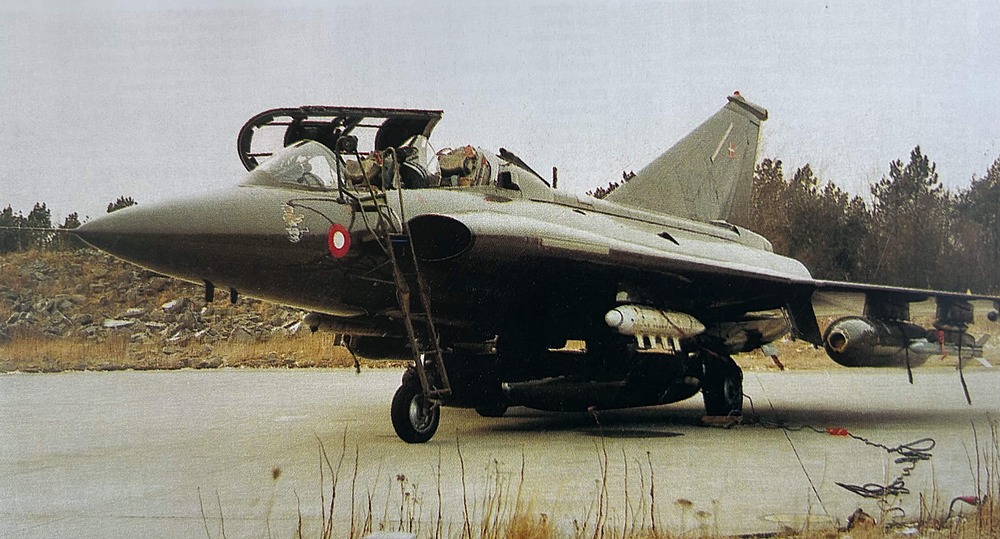 TF-35_A38DK__ALQ-71