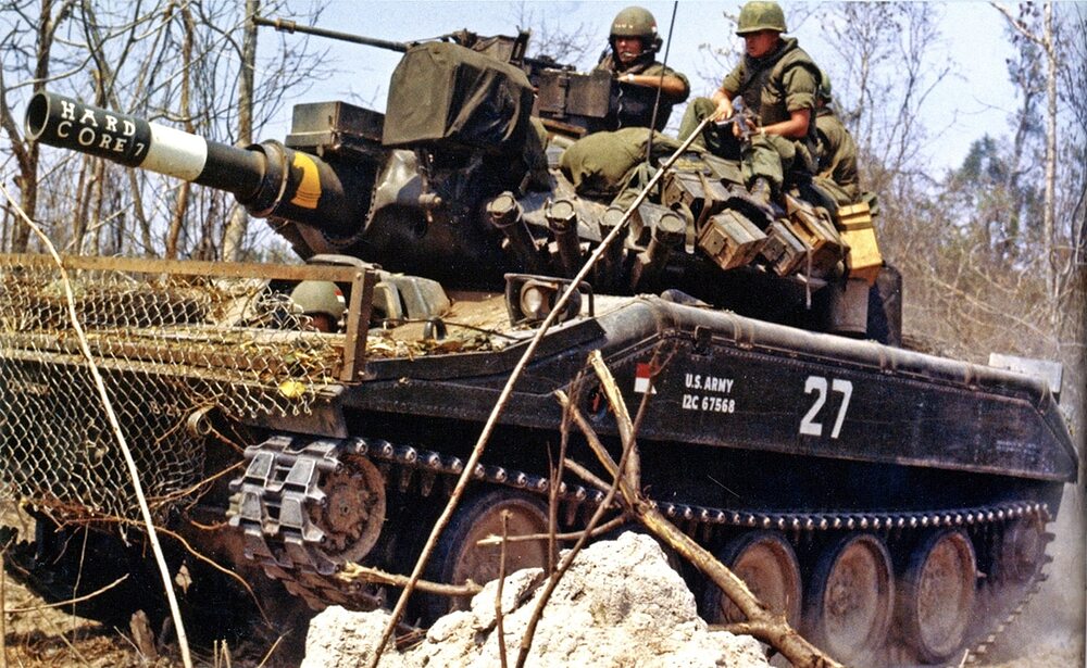 anti-rpg-screen-on-m551-sheridan-in-vietnam