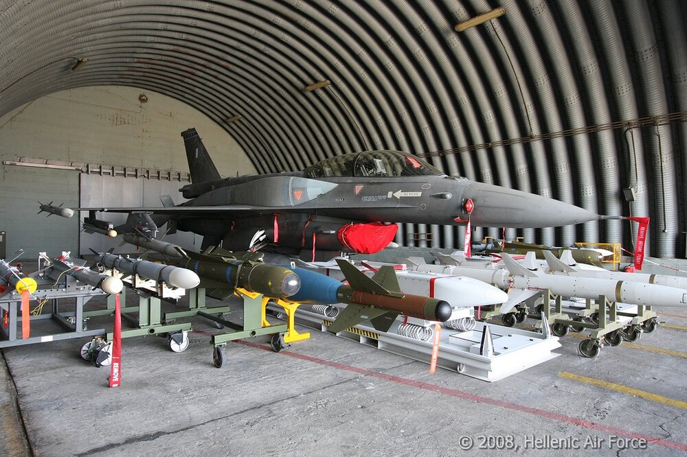 AIR_F-16D-52_HAF_Tenagra_Airshow_2008_lg