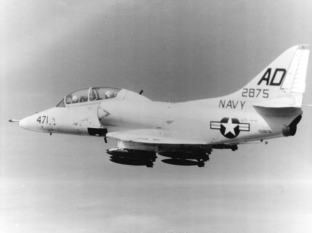 TA-4F-Skyhawk
