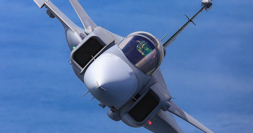 Brazilian_Saab_Gripen_E_(cropped)