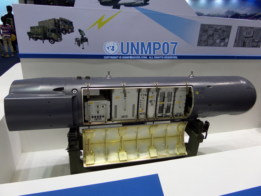 South Korean Tac-EO and IR Pod Display