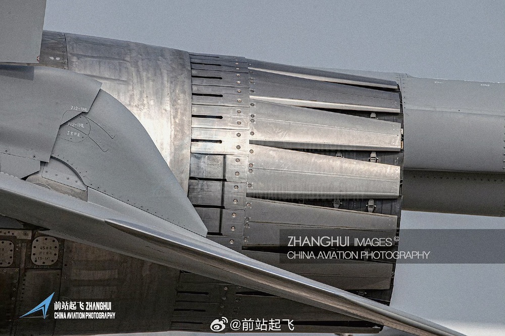 img-17532845980451f9bc7407073f40baf5a67b781ac0de35ac62c9fb35dca4a5b5b7fe72d6e859a