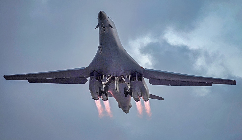 B-1B-Lancer-Bomber-6