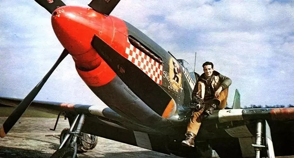 p-51b-43-6913-p-51b-mustang-4fg336fs-vft-shangri-la-crashed-v0-zkshoz7lb99g1