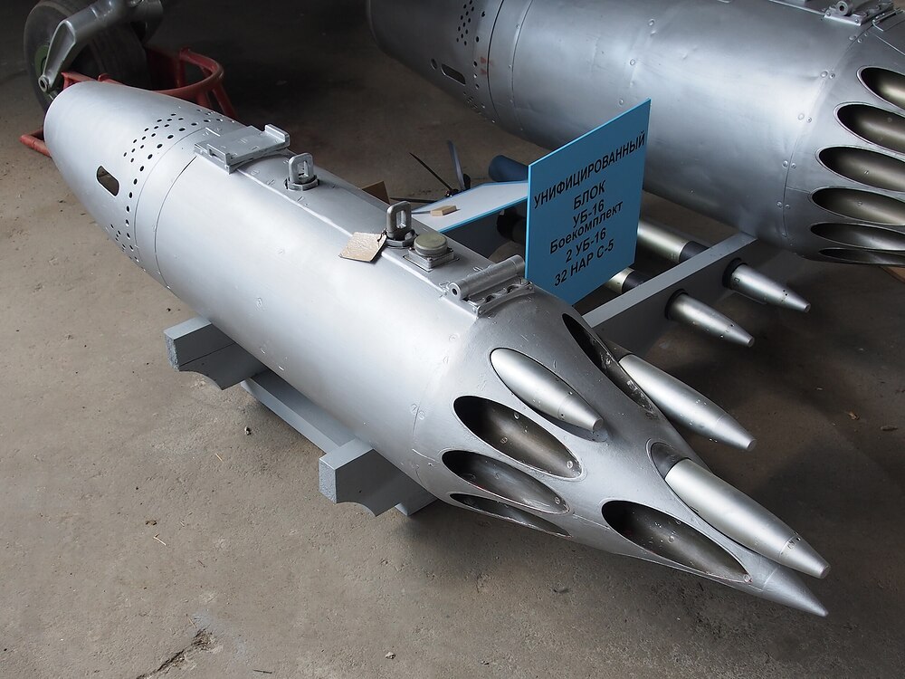 Rocket_pod_BLOK_Yb-16